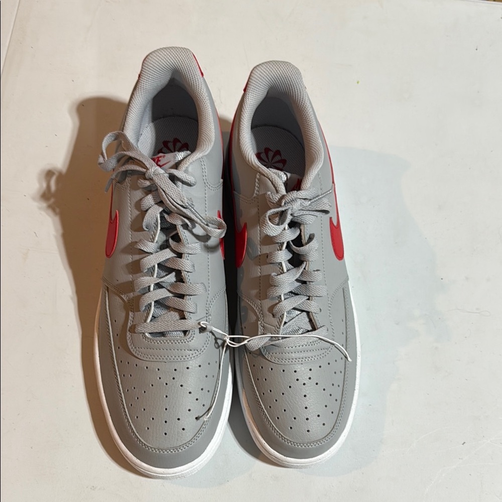 Nike Men's Gray and Red Sneakers